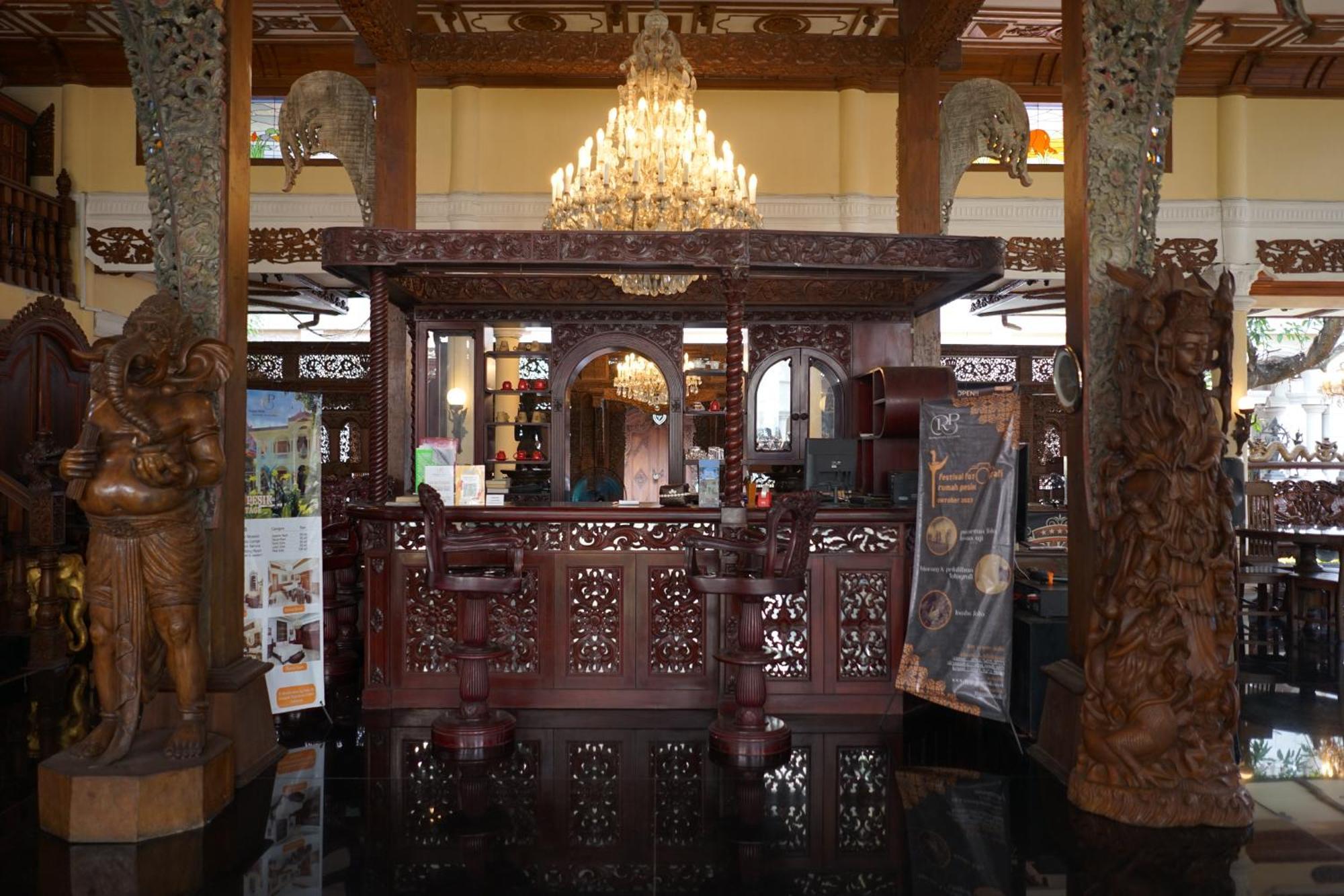 Rumah Pesik Art & Heritage Hotel Gondowulung Exteriér fotografie