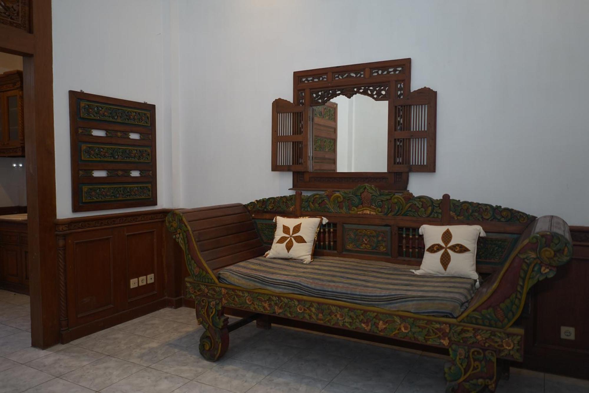 Rumah Pesik Art & Heritage Hotel Gondowulung Exteriér fotografie