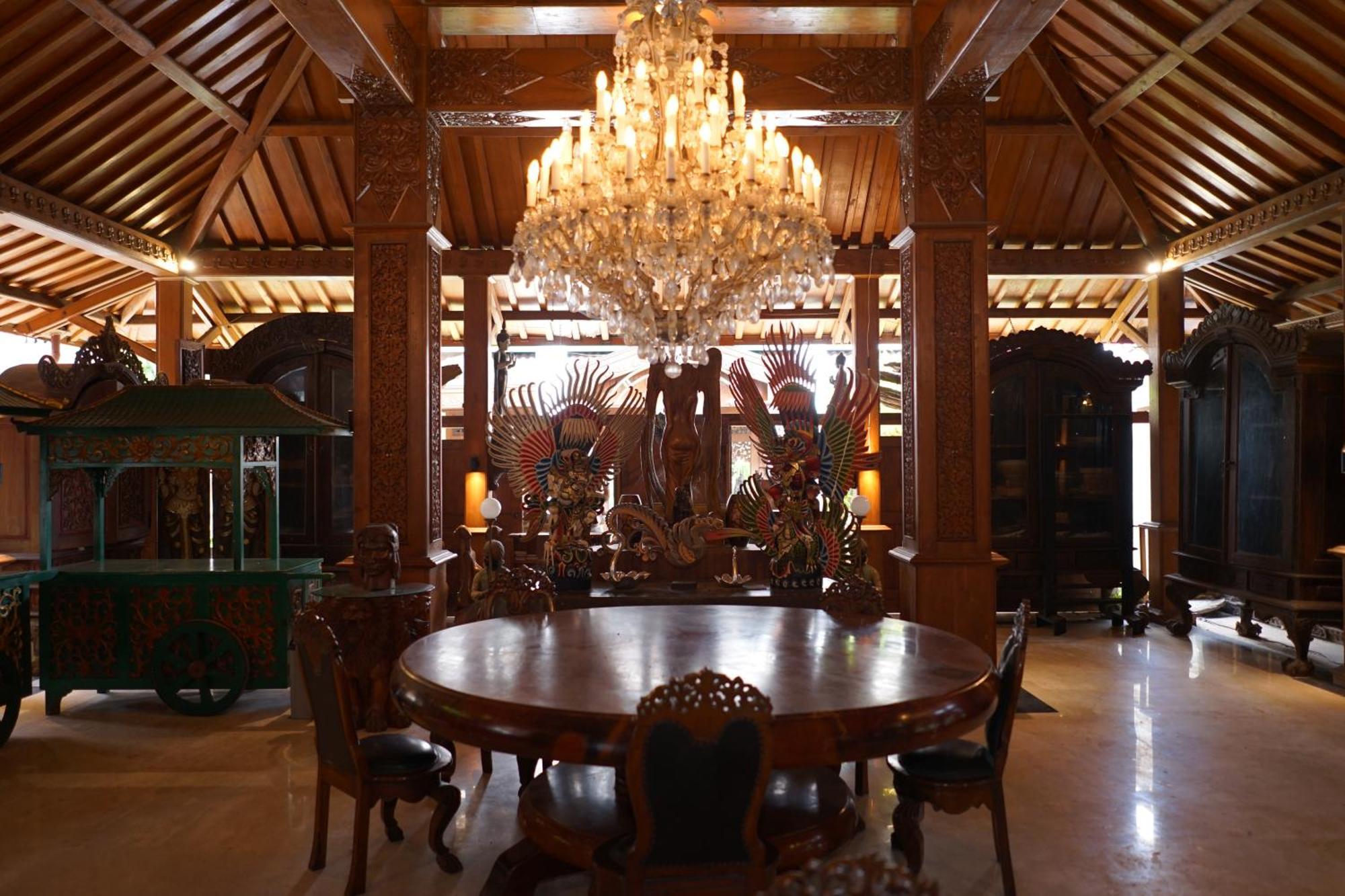 Rumah Pesik Art & Heritage Hotel Gondowulung Exteriér fotografie