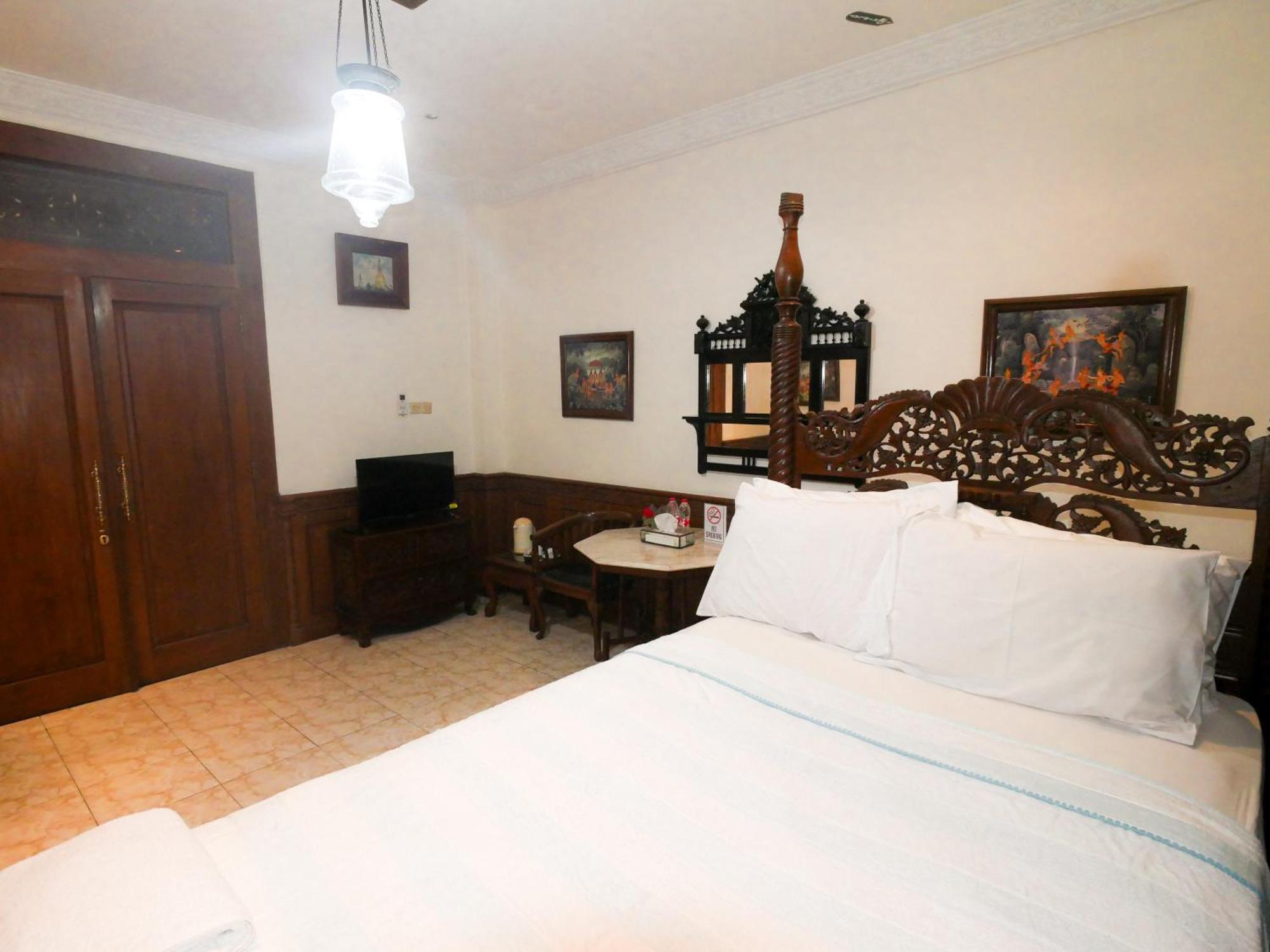 Rumah Pesik Art & Heritage Hotel Gondowulung Exteriér fotografie