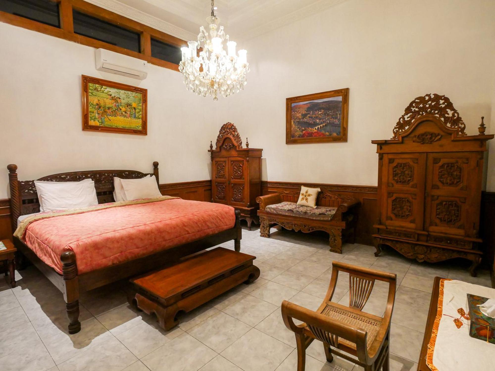 Rumah Pesik Art & Heritage Hotel Gondowulung Exteriér fotografie