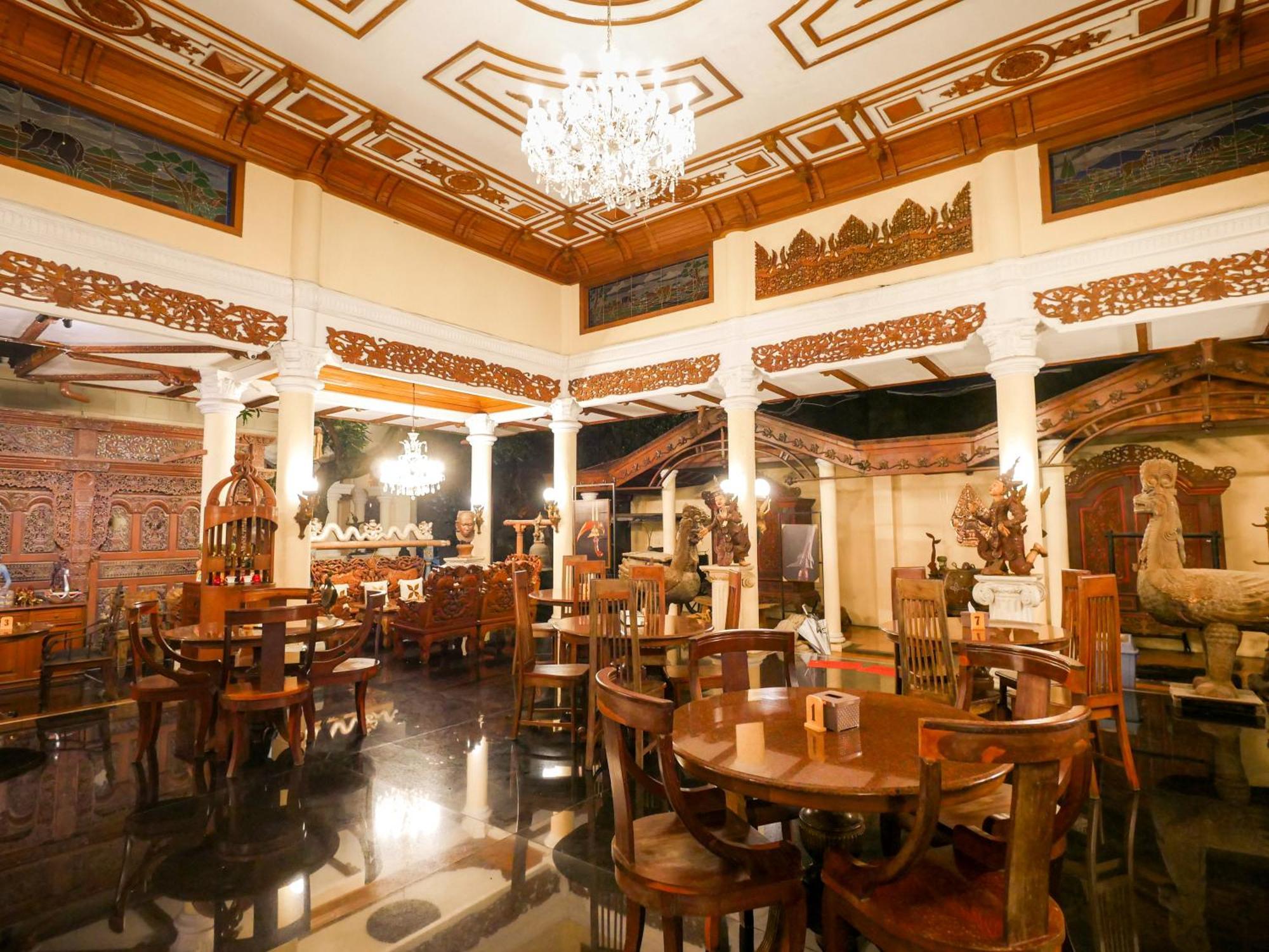 Rumah Pesik Art & Heritage Hotel Gondowulung Exteriér fotografie